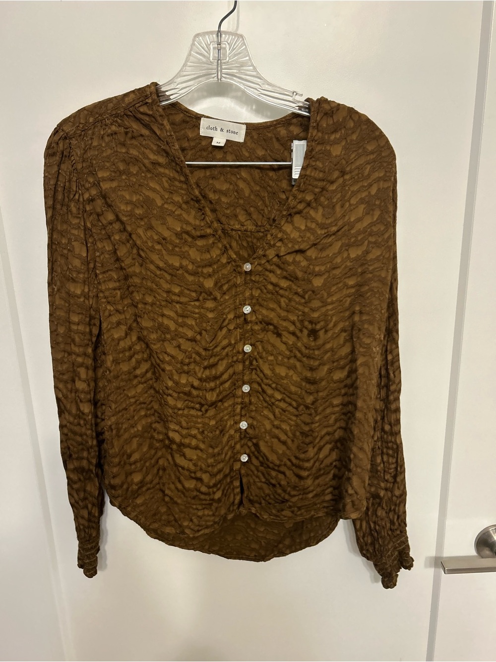 Like New Cloth & Stone Textured Long Sleeve Button Up Blouse